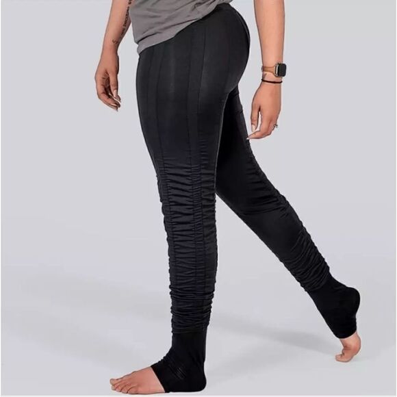Agogie Women's +40 Resistance Band Black Pants - Picture 1 of 6